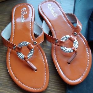 Bonita size 10 sandals flip flops orange
